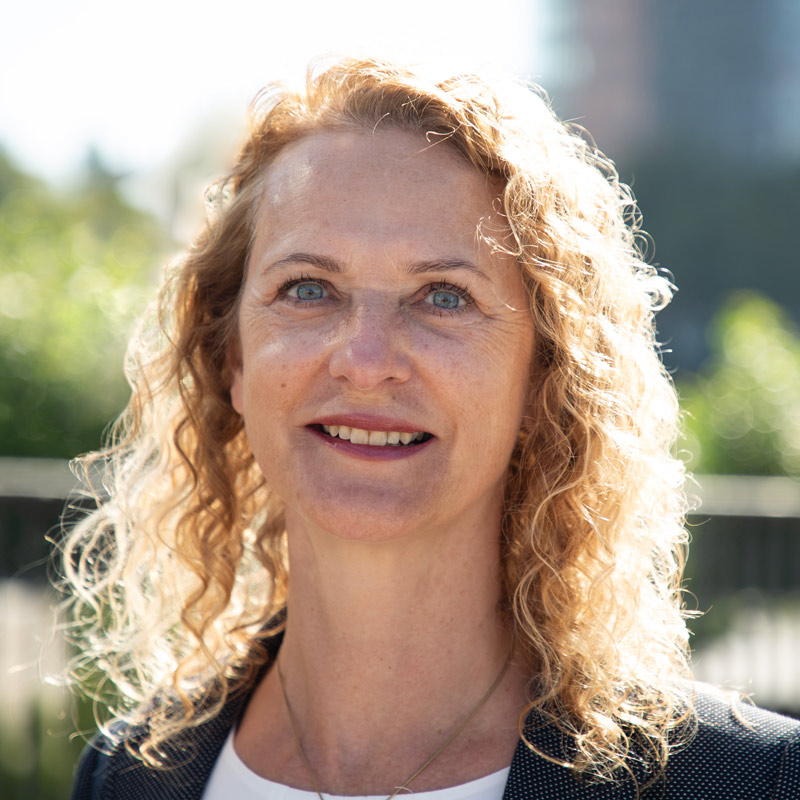 Julia Lippold